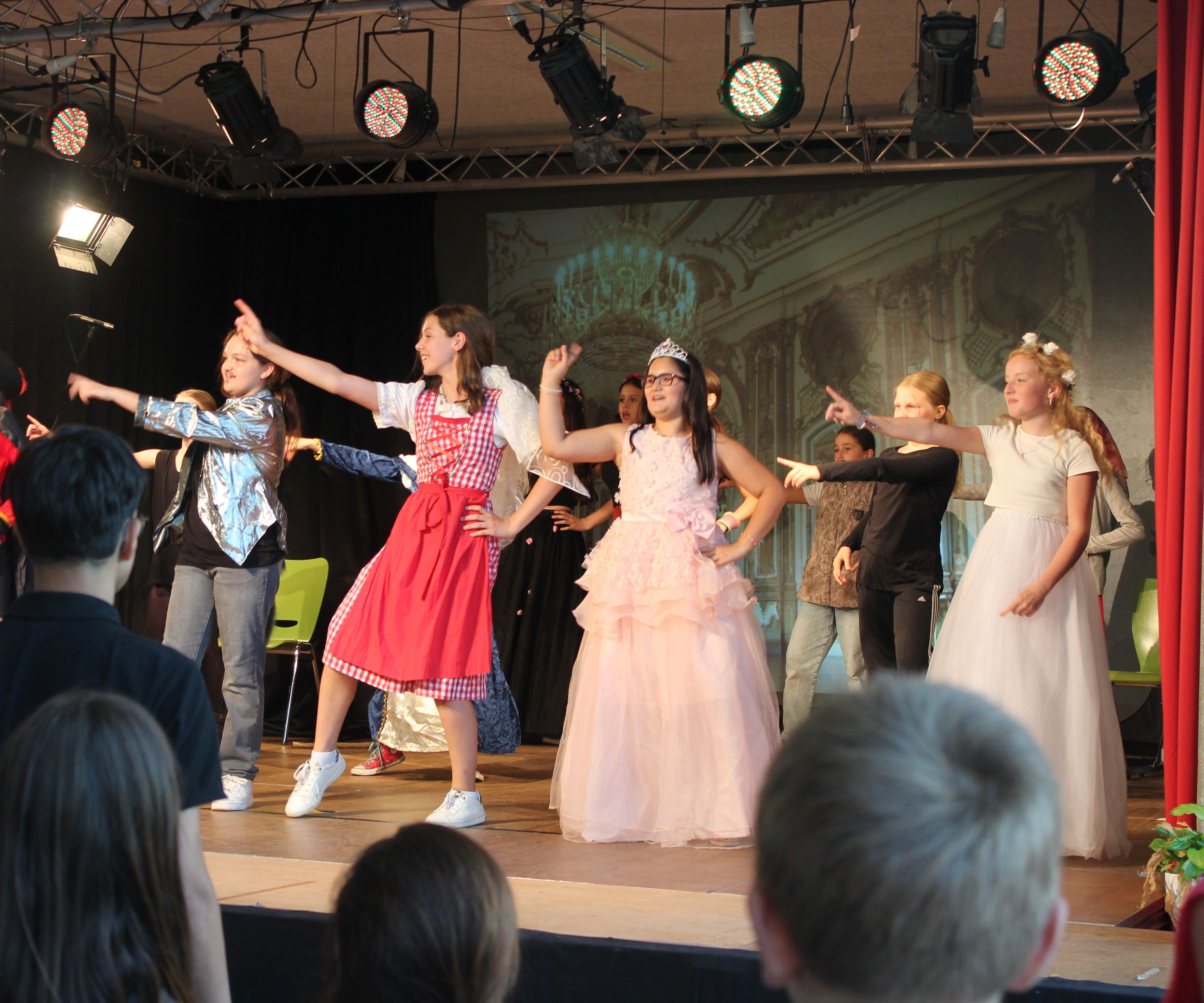 Unterstufentheater und Sketche 14