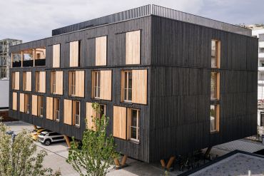 Fotografie - Architekturpreis 2024, Haus auf Stelzen in Massivholzbauweise - Preis
