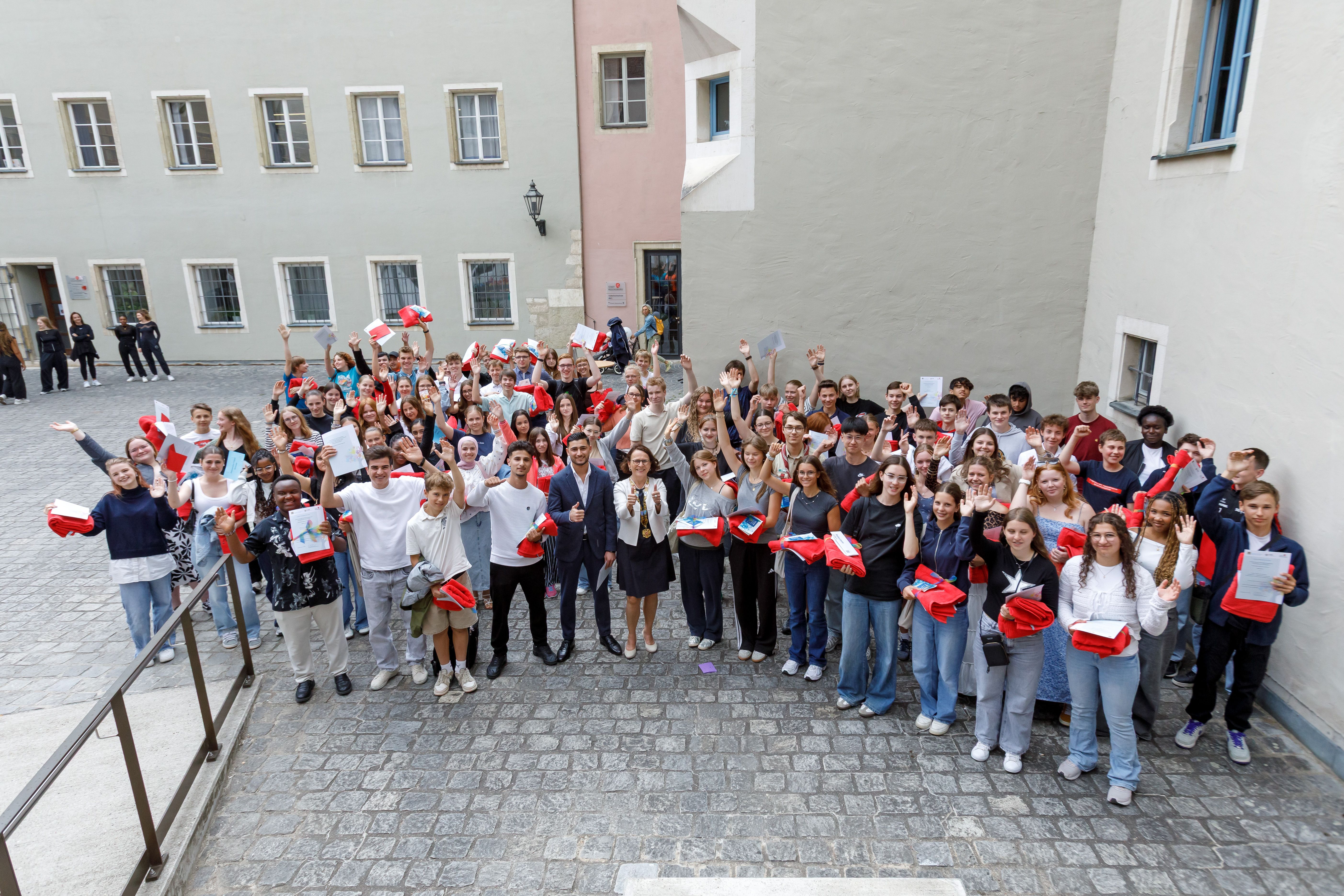 Junge Ehranmtsheld:innen