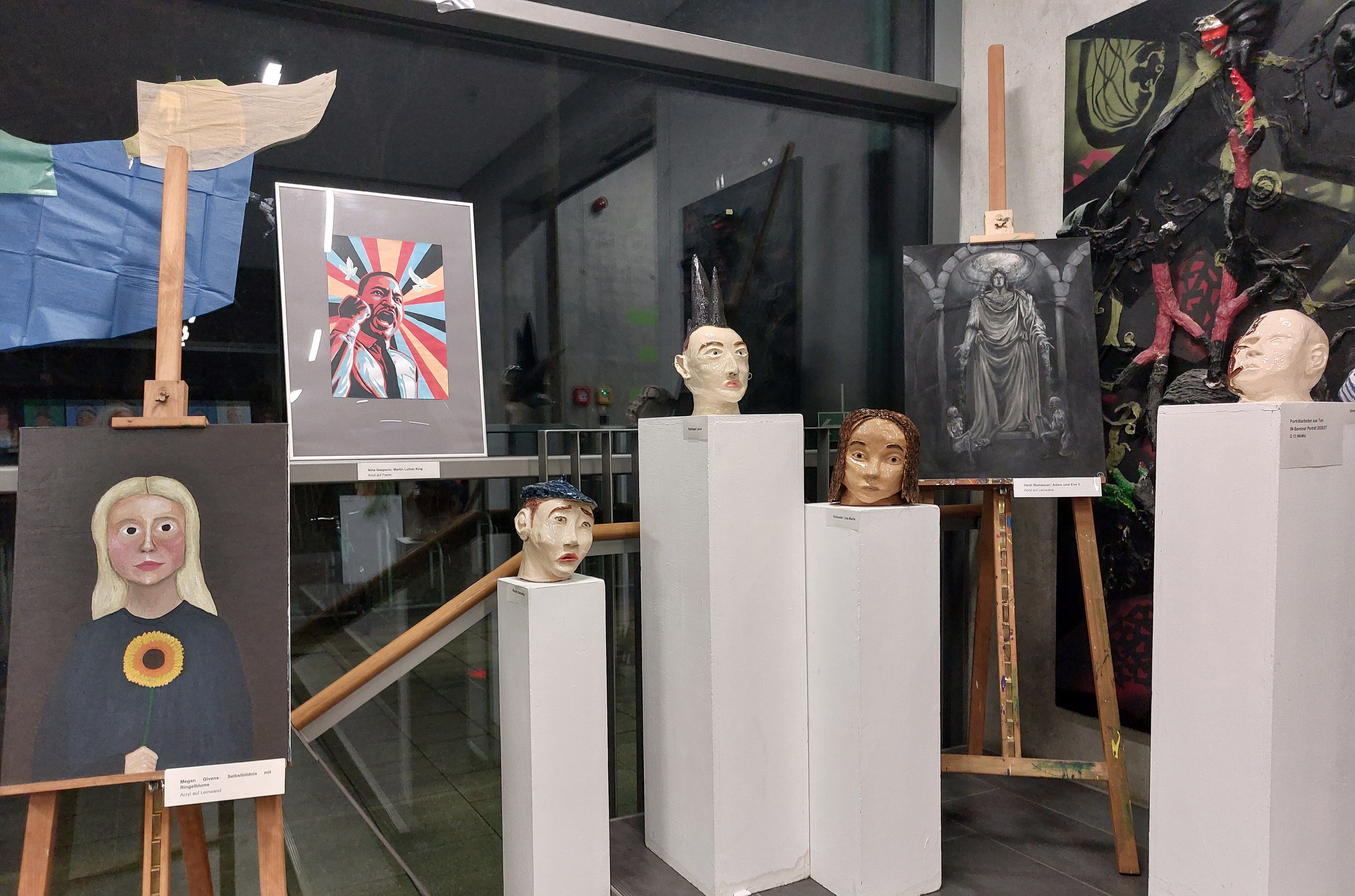 Arbeiten der W-Seminare Porträt und Menschenbild, MüMa