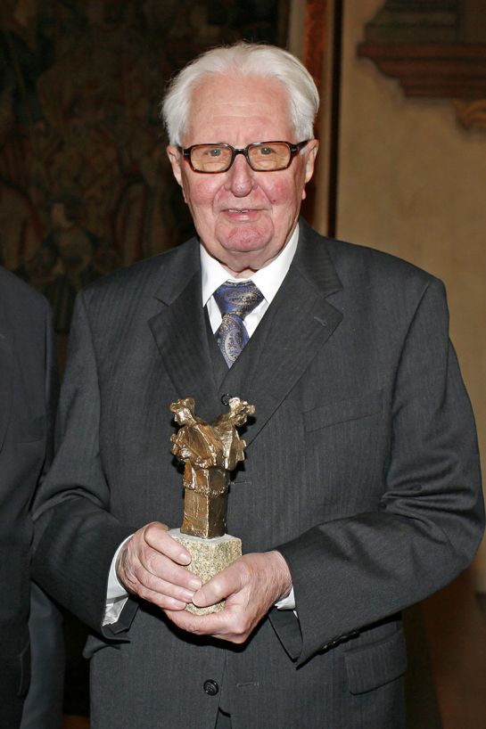 Porträt Hans-Jochen Vogel, Brückenpreisträger 2010