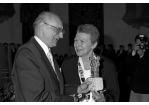 Fotografie: Verleihung des ersten Brückenpreises an Prof. Wladylaw Bartoszewski (C) Bilddokumentation Stadt Regensburg