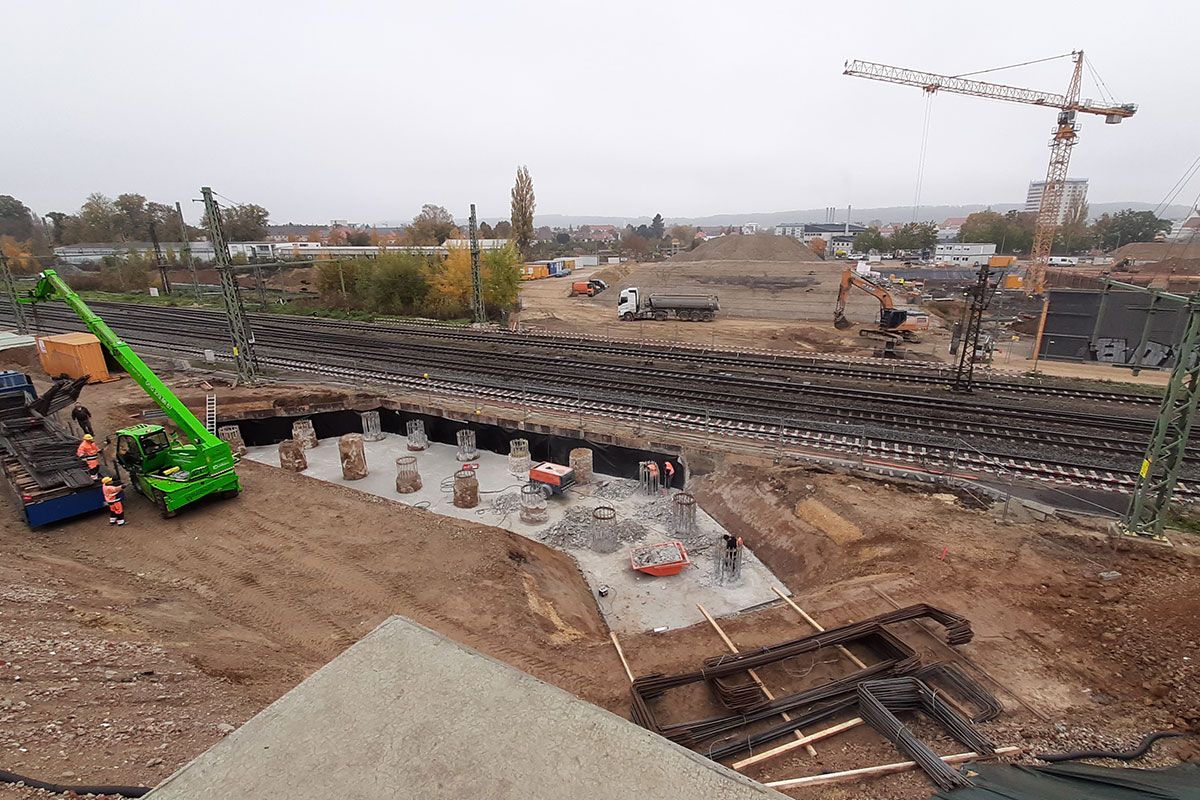 Neubau Klenzebrücke - Fotografie - auf dem Bild sind die Gründungsarbeiten zum Neubau der Brücke zu sehen