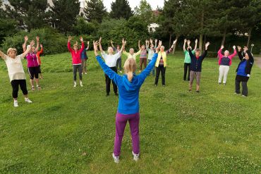 Fotografie: Sport im Park: Bewegungstreff für Senioren