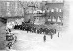 Fotografie - Deportation April 1942 Am Brixener Hof (C) Bilddokumentation Stadt Regensburg