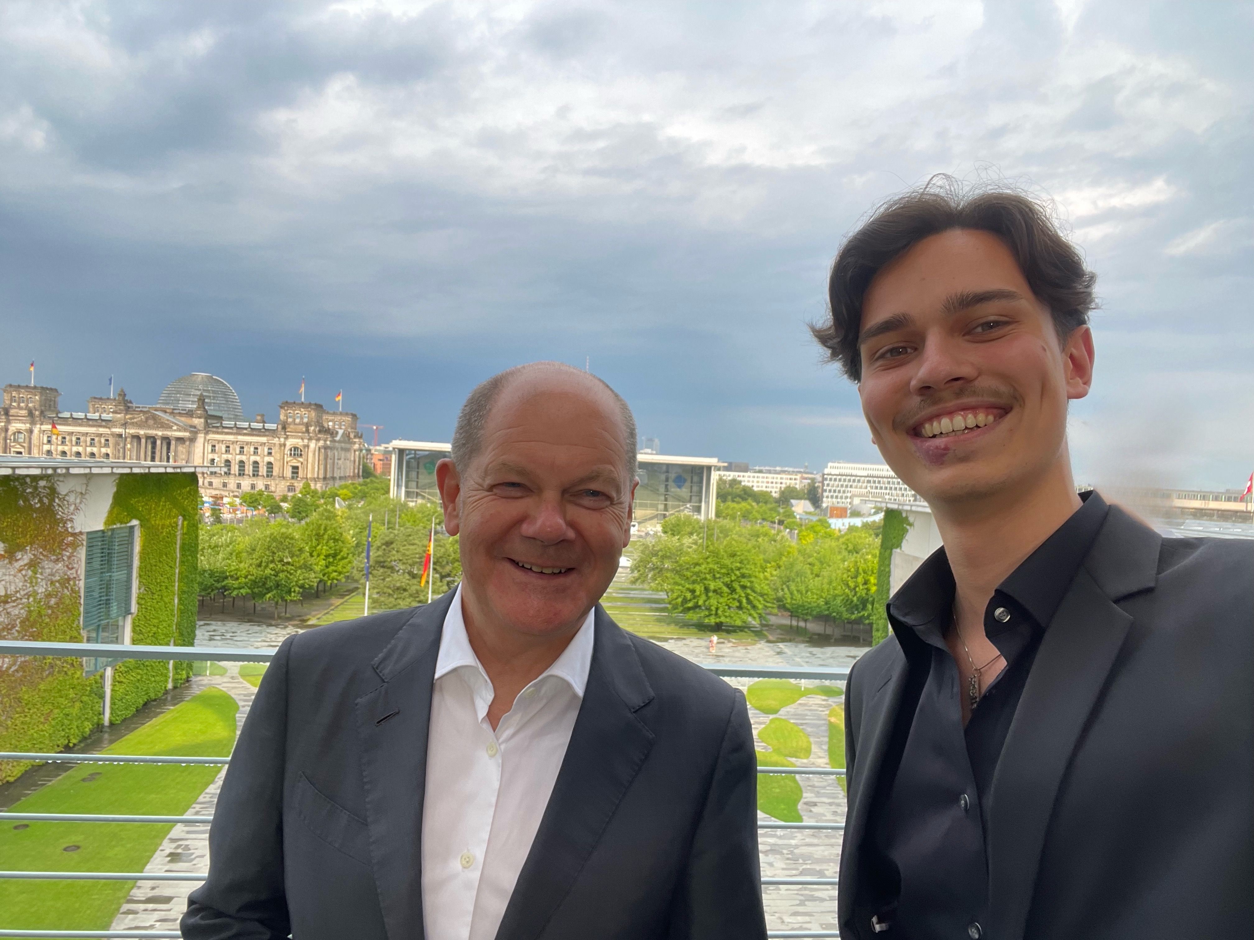 Der Kanzler und der Chefredakteur Justus Schlingensiepen Foto Blickkontakt_Justus Schlingensiepen
