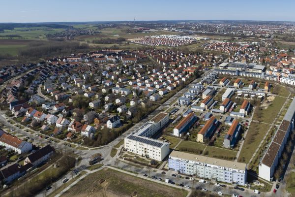 Fotografie: Luftaufnahme des Stadtteils Burgweinting – Harting
