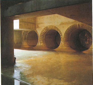 Kanal - Regenrückhaltebecken