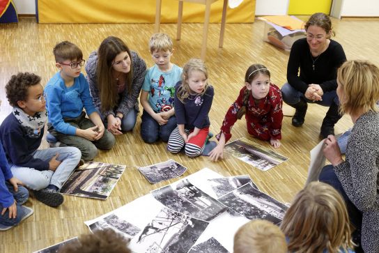 Mit viel Engagement beteiligten sich die Kinder an der Spielplatzplanung Studentenwiesel. (C) Bilddokumentation Stadt Regensburg