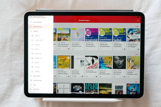 Fotografie - Auf dem Tablet ist das Angebot der Onleihe dargestellt. (C) Andrea Borowski