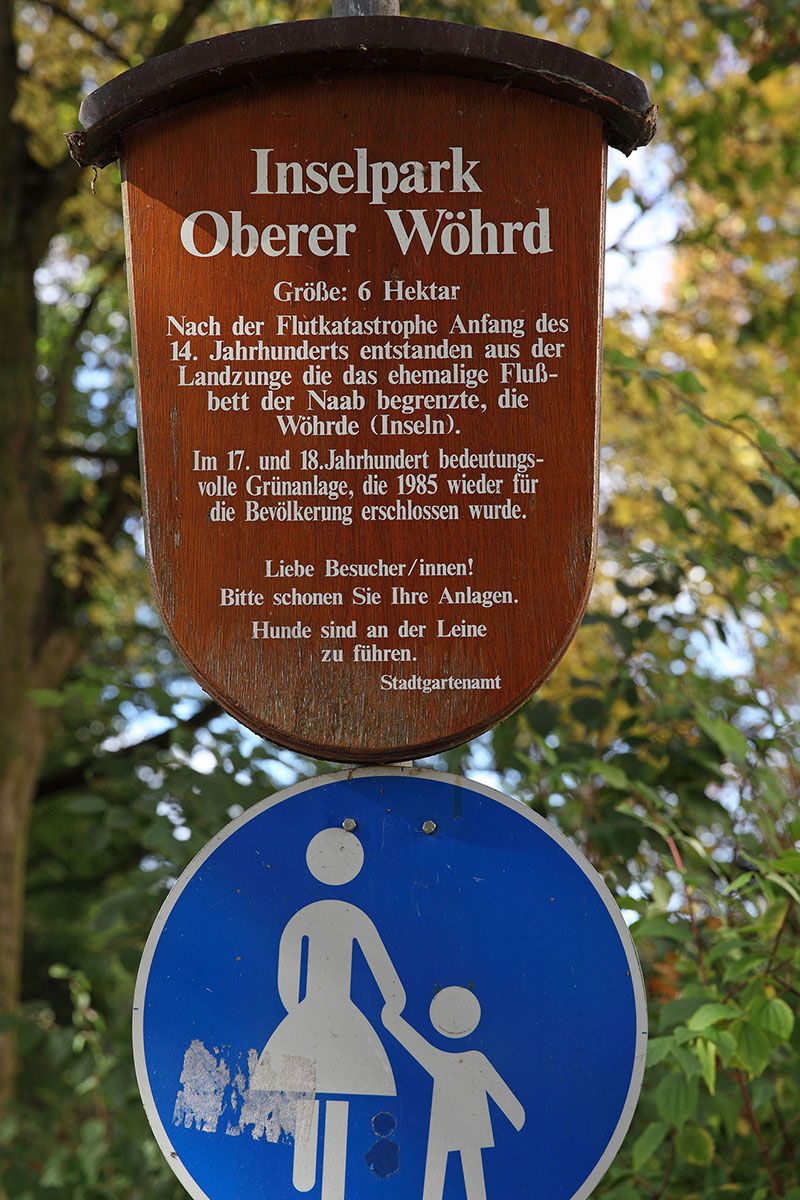 Fotografie - Infotafel zum Inselpark Oberer Wöhrd