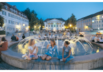 Abendszene am Bismarckplatz © Clemens Mayer