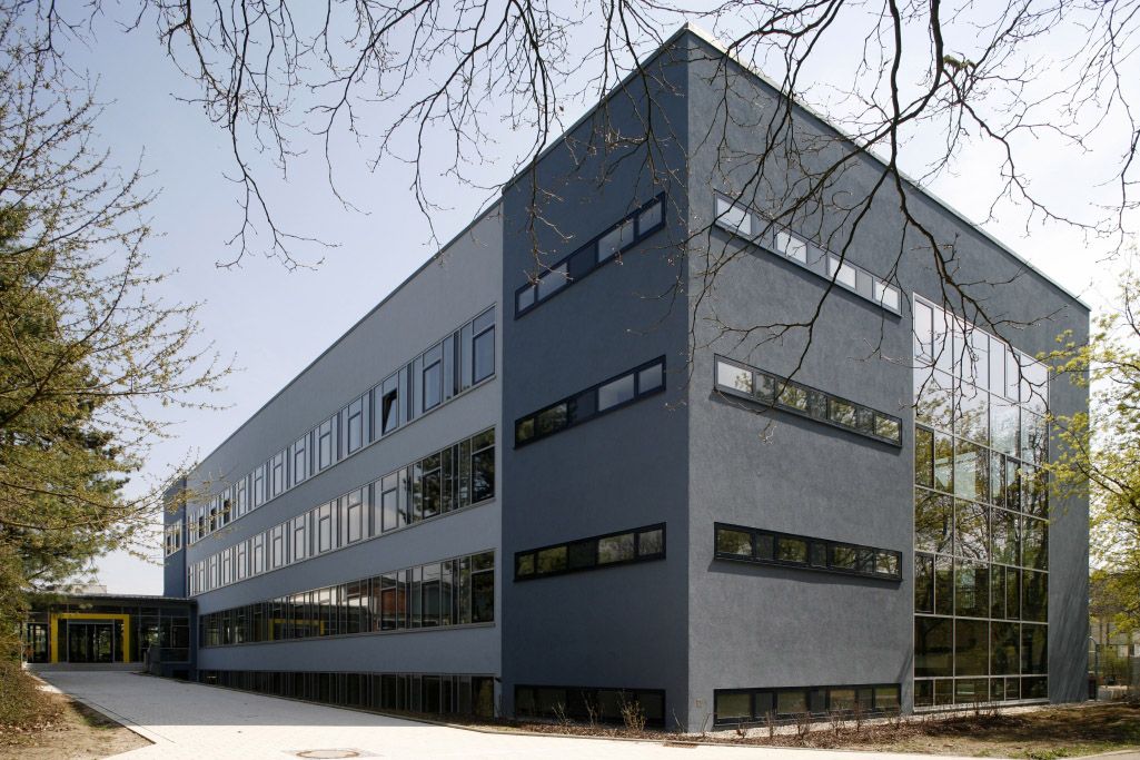 Werner-von-Siemens-Gymnasium - Außenansicht