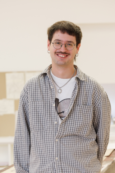 Portraitaufnahme von Víctor Sánchez de la Peña