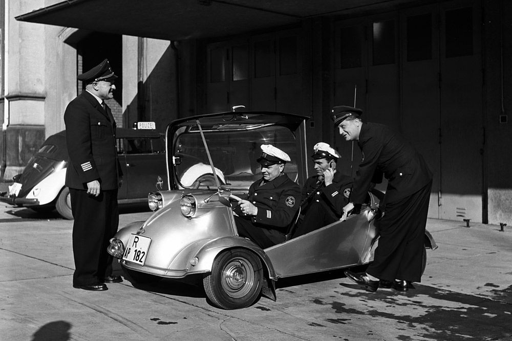 Dei Regensburger Polizei testet den  „Messerschmitt- Tiger“. Durchgesetzt hat sich der Tiger als Polizeiauto jedoch nicht.