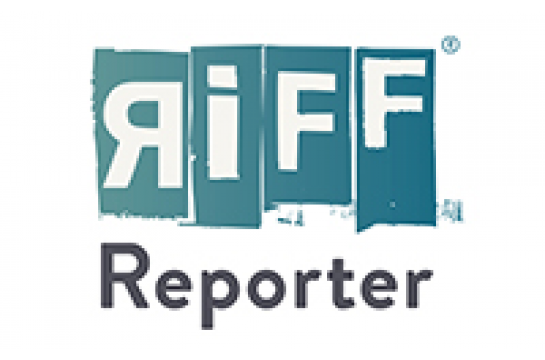 Riffreporter als türkiser Schriftzug