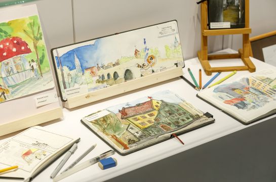Vitrinen-Ausstellung im Welterbebesucherzentrum: Urban Sketchers: Motive im Welterbe