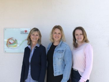 Inga Ehrenberg, Silvia Küffner und Irene Nagel-Penninger (von rechts) stehen hilfesuchenden Familien mit Rat und Tat zur Seite.