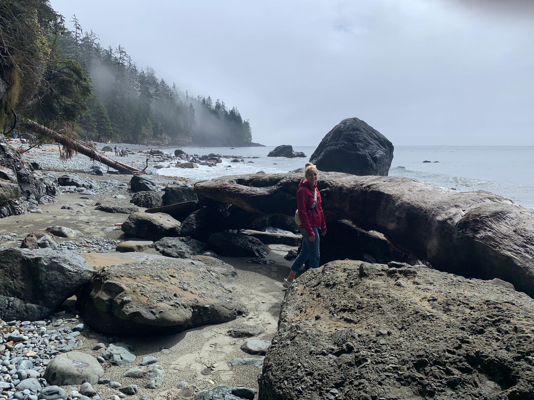 Lilly von der Fachakademie in Kanada am Meer bei ihrem Auslandspraktikum