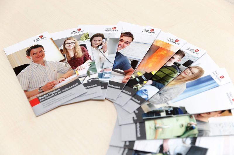 Stadt Regensburg - Ausbildung und duales Studium - Ausbildungsbroschüre