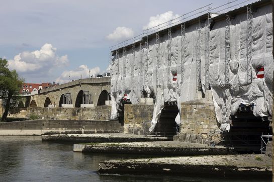 Fotografie: Sanierung der Steinernen Brücke