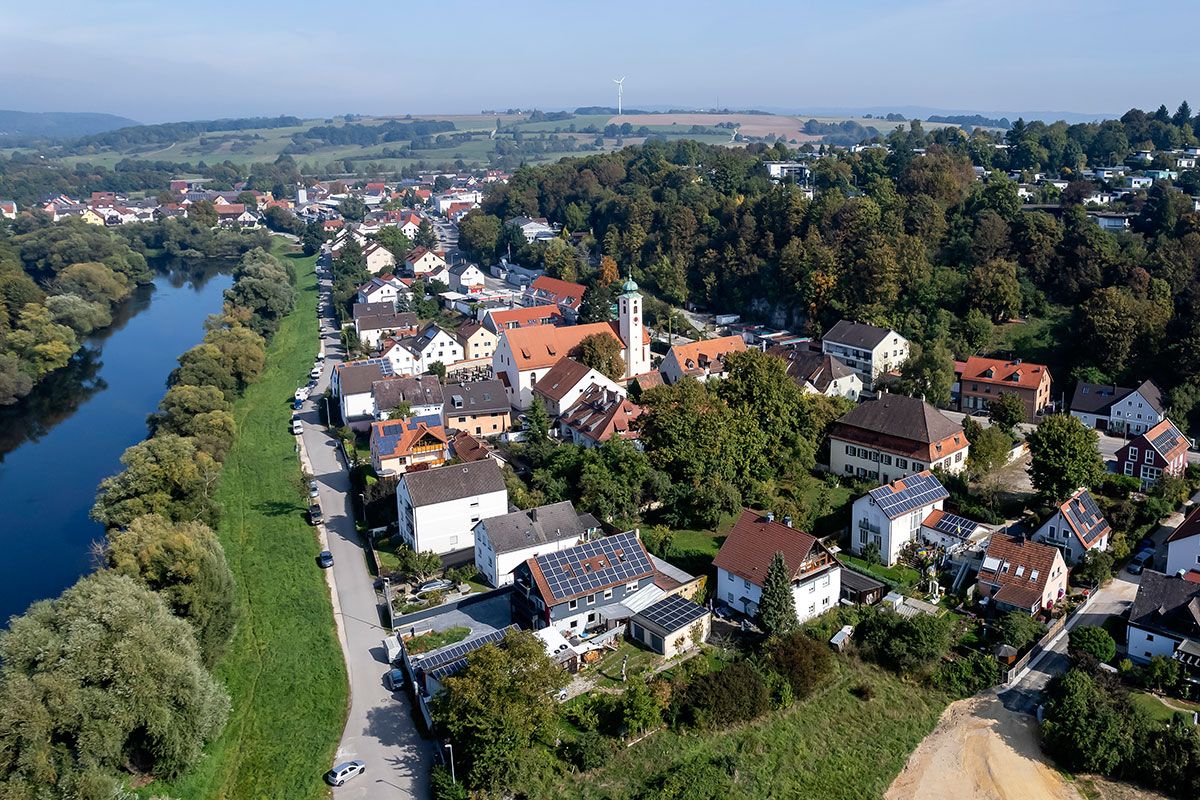 Fotografie - Luftaufnahme Regenufer