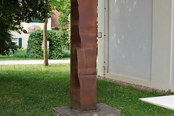 Aufbruch einer Schreitenden (c) Stadt Regensburg, Hana Bejlková