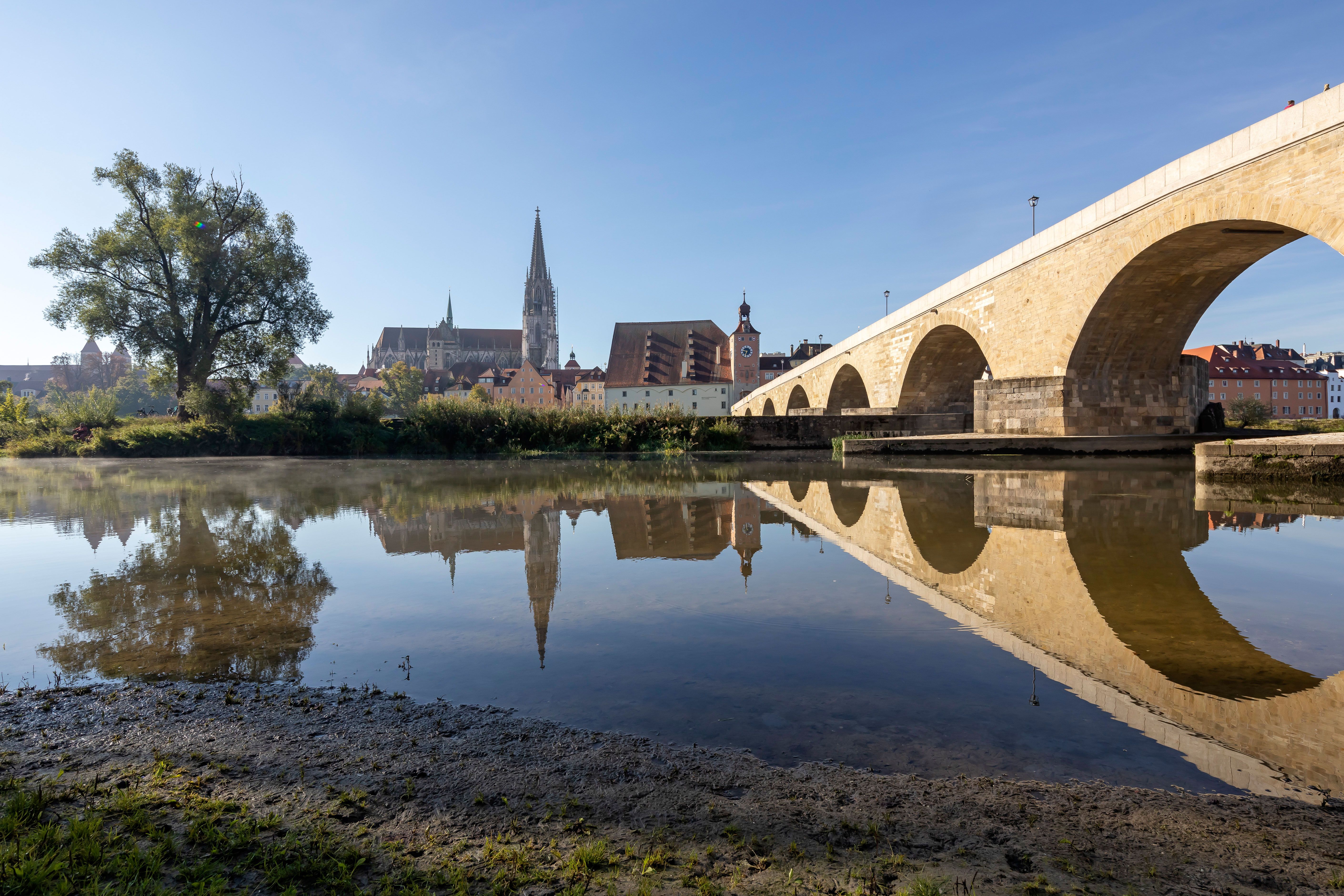 Bildmaterial - Steinerne Brücke und Dom