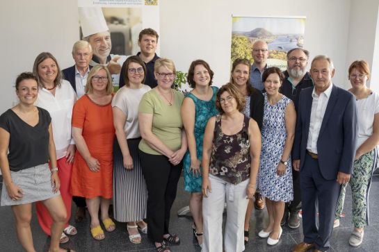 Gruppenfoto der Teilnehmer zusammen mit Umweltbürgermeister Artinger