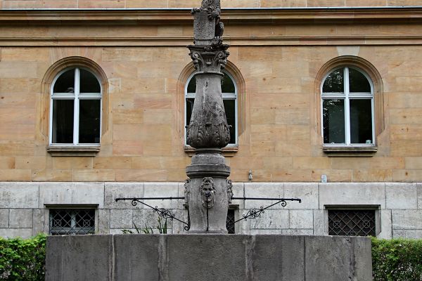 Löwenbrunnen (c) Stadt Regensburg, Hana Bejlková