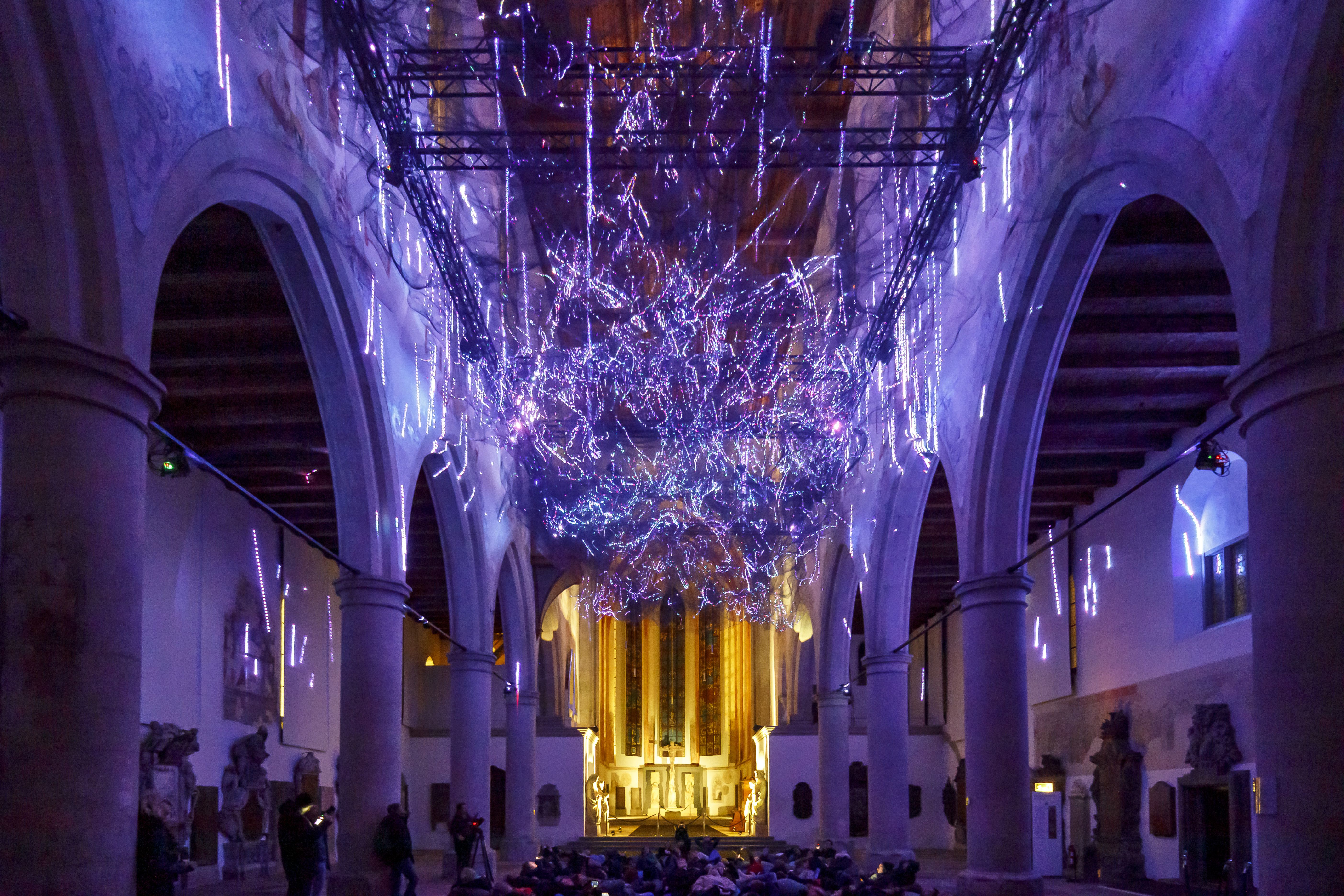 Fotografie: RE.LIGHT in der Minoritenkirche
