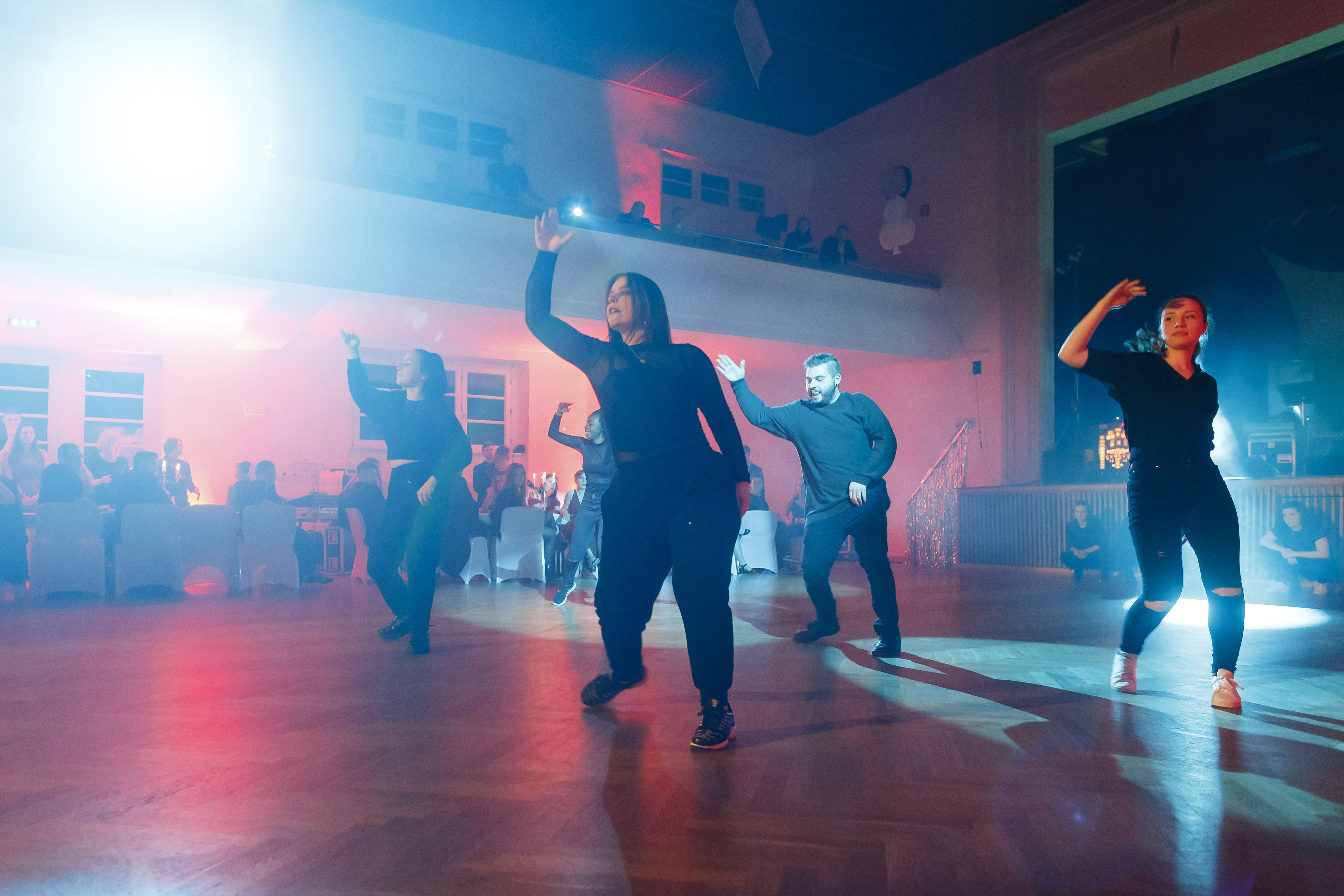 Tanzball Casino Royale Auswahl 37