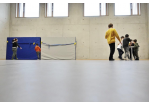 Es sind spielende Kinder im Veranstaltungsraum zu sehen. © Stadt Regensburg