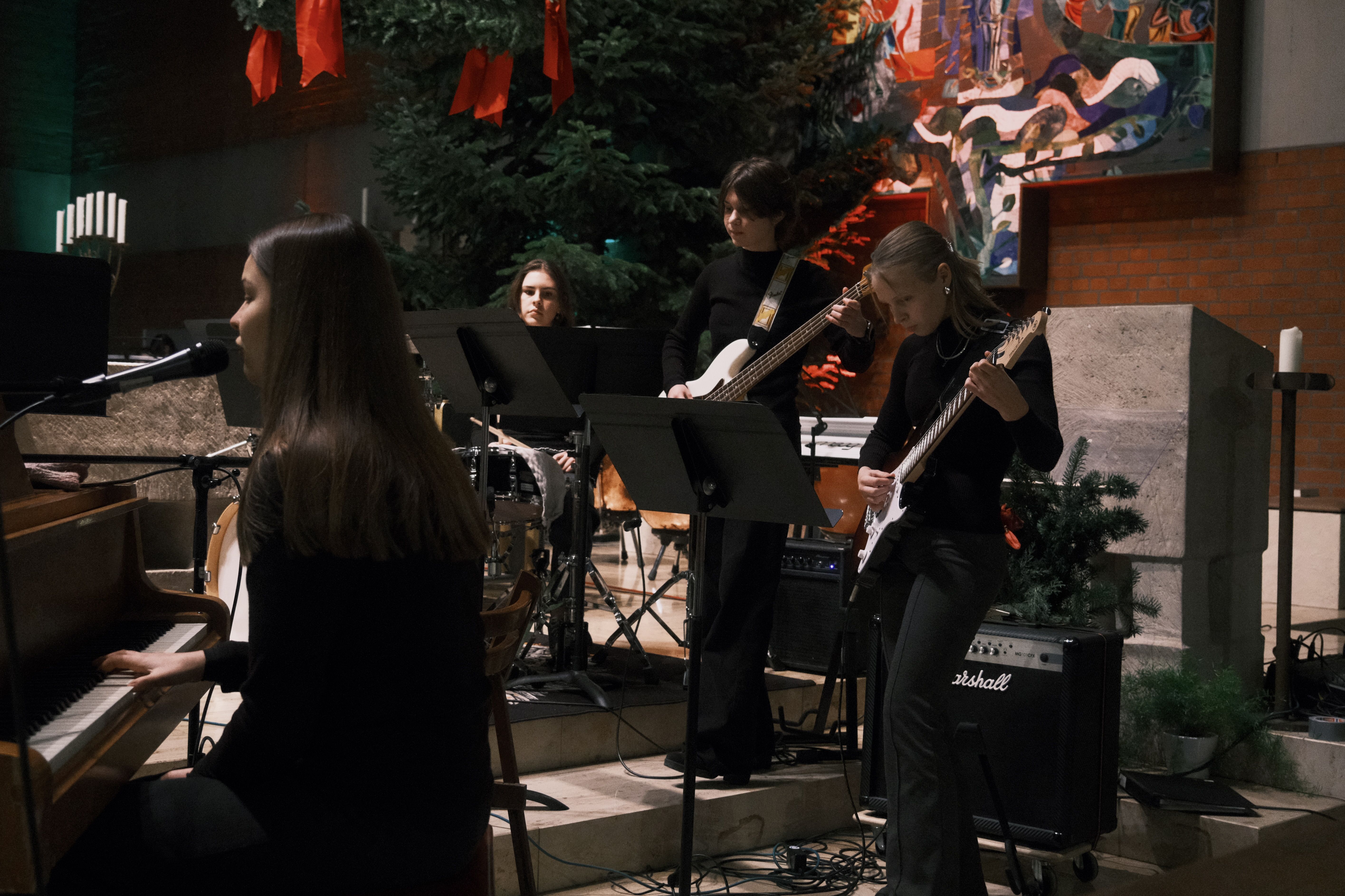 Weihnachtskonzert 2025 08