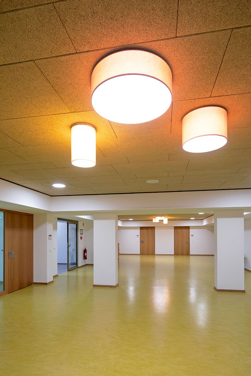 Fotografie - Grundschule Königswiesen, Marktplatz Untergeschoss 