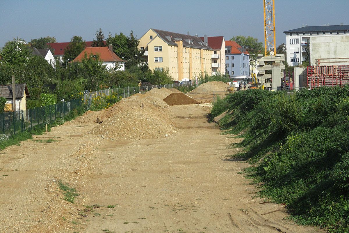 Lessingstraße - Neue Straßentrasse mit Blick nach Norden