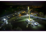 Fotografie: Drohnenaufnahme des Schwimmkrans mit schwebendem Brückenteil (C) Bilddokumentation Stadt Regensburg