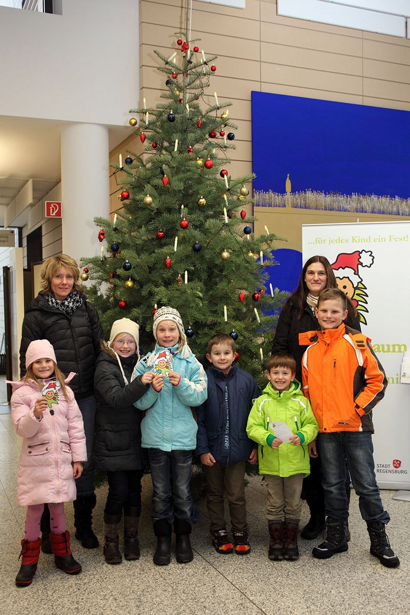 Kinderbaum 2013 - Kinderhort Mintraching
