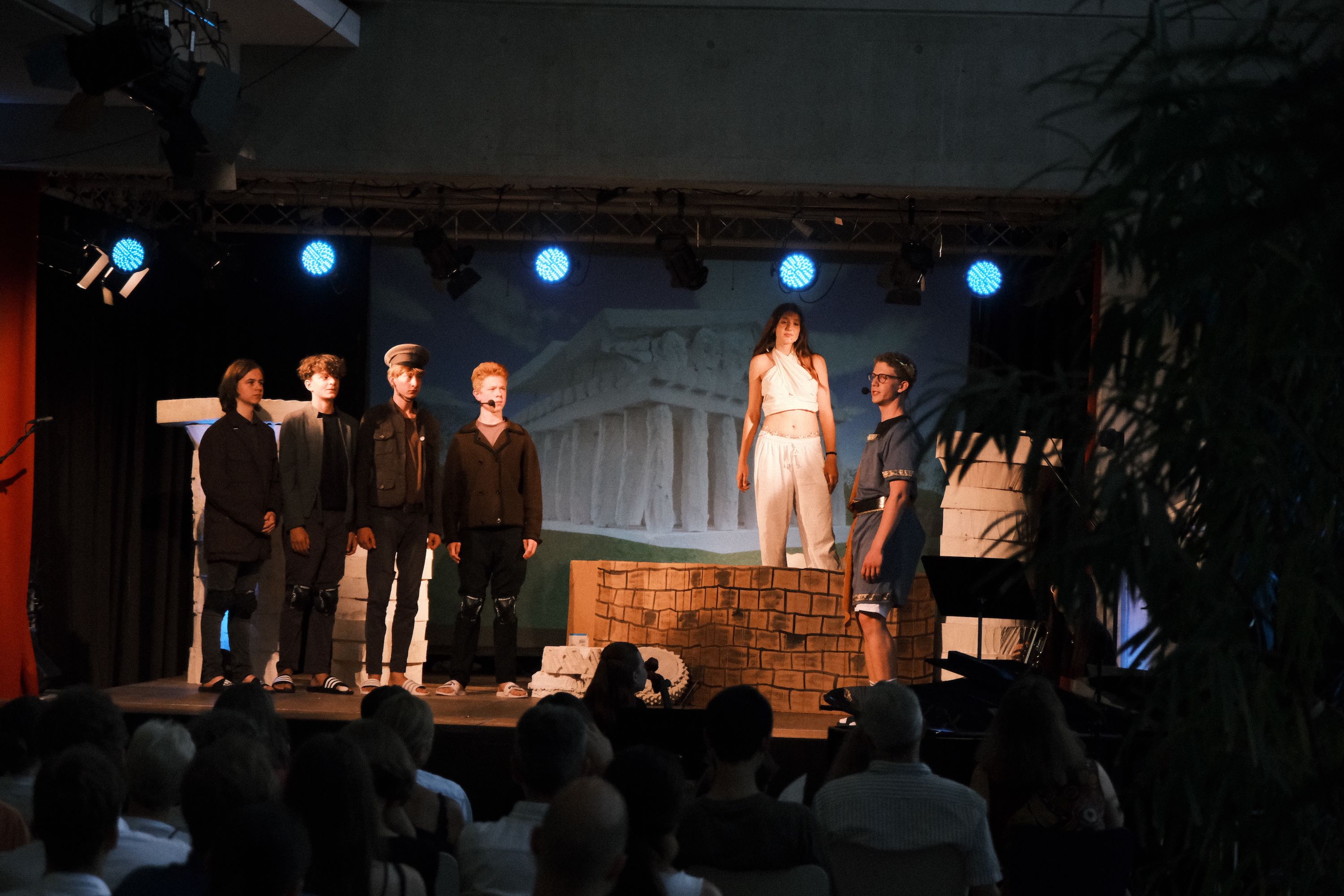 Musicalaufführung Lysistrata der Klasse 9b 04