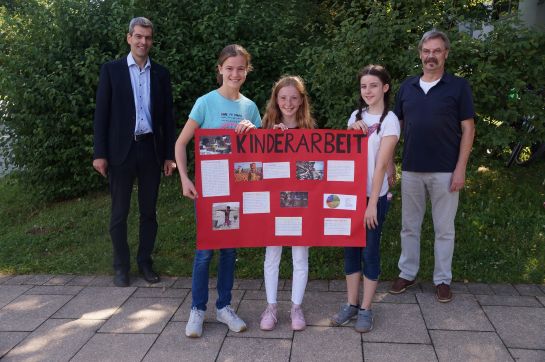 Spendenaktion gegen Kinderarbeit (C) EsJo