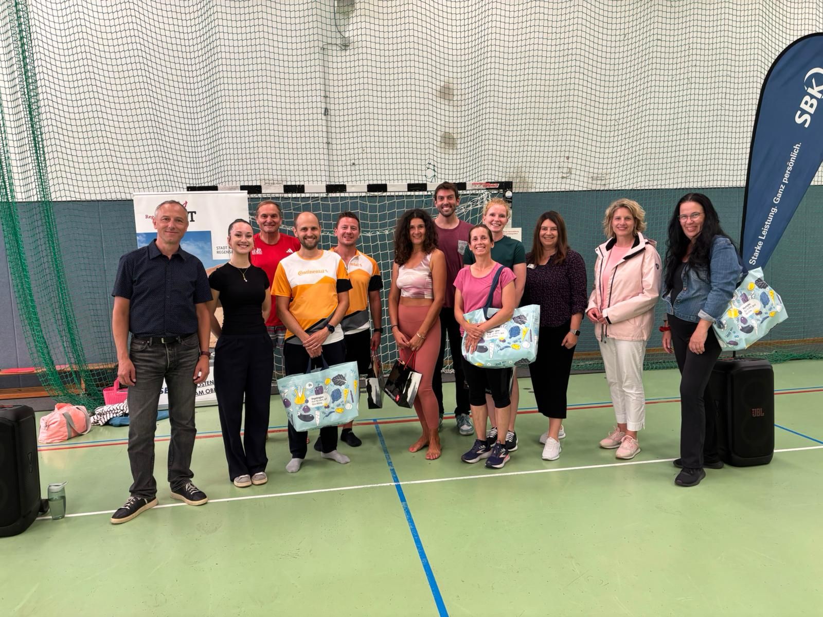 Fotografie – Gruppenfoto mit den Gewinnerinnen und Gewinnern