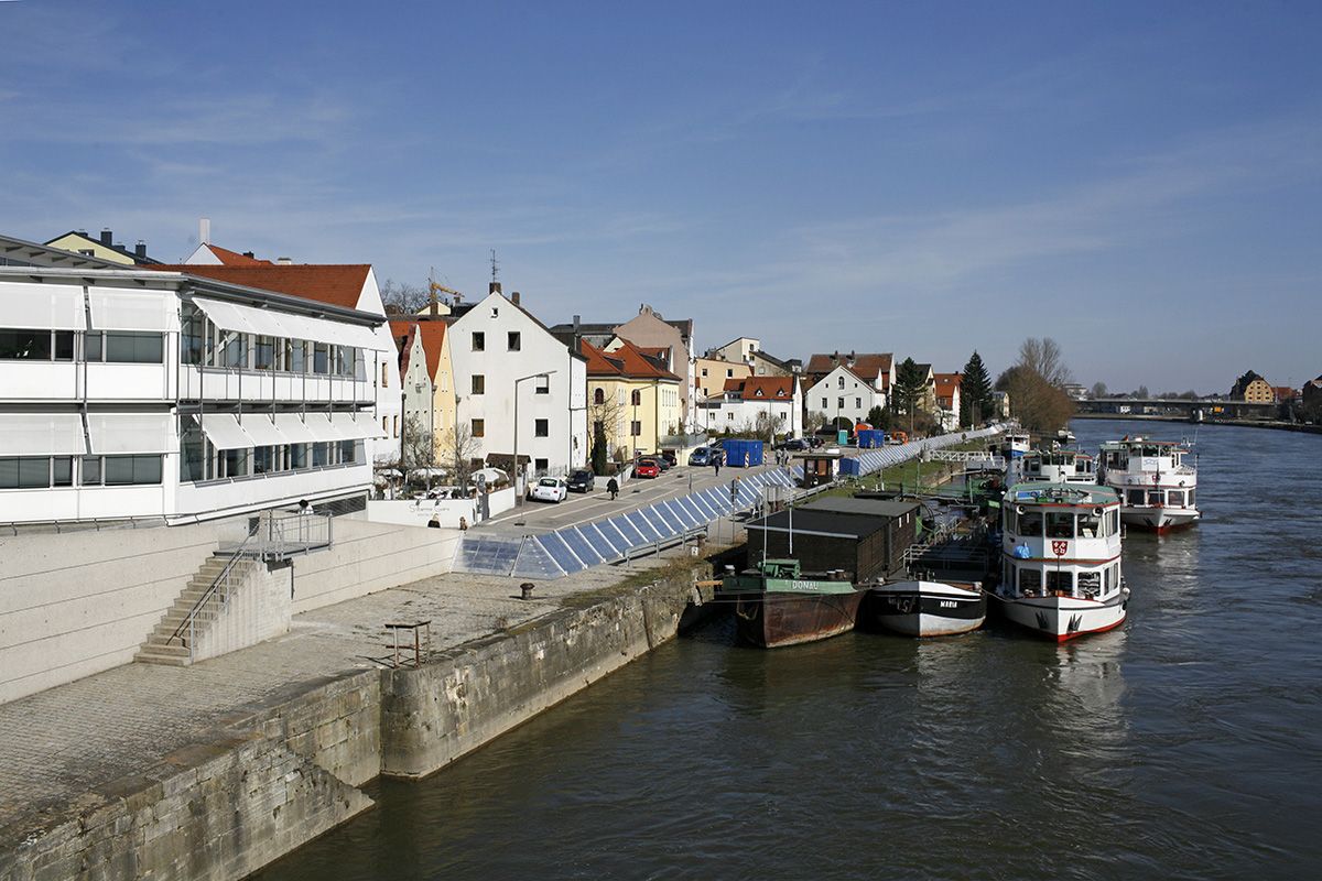 Sanierung Ufermauer Werftstraße 1