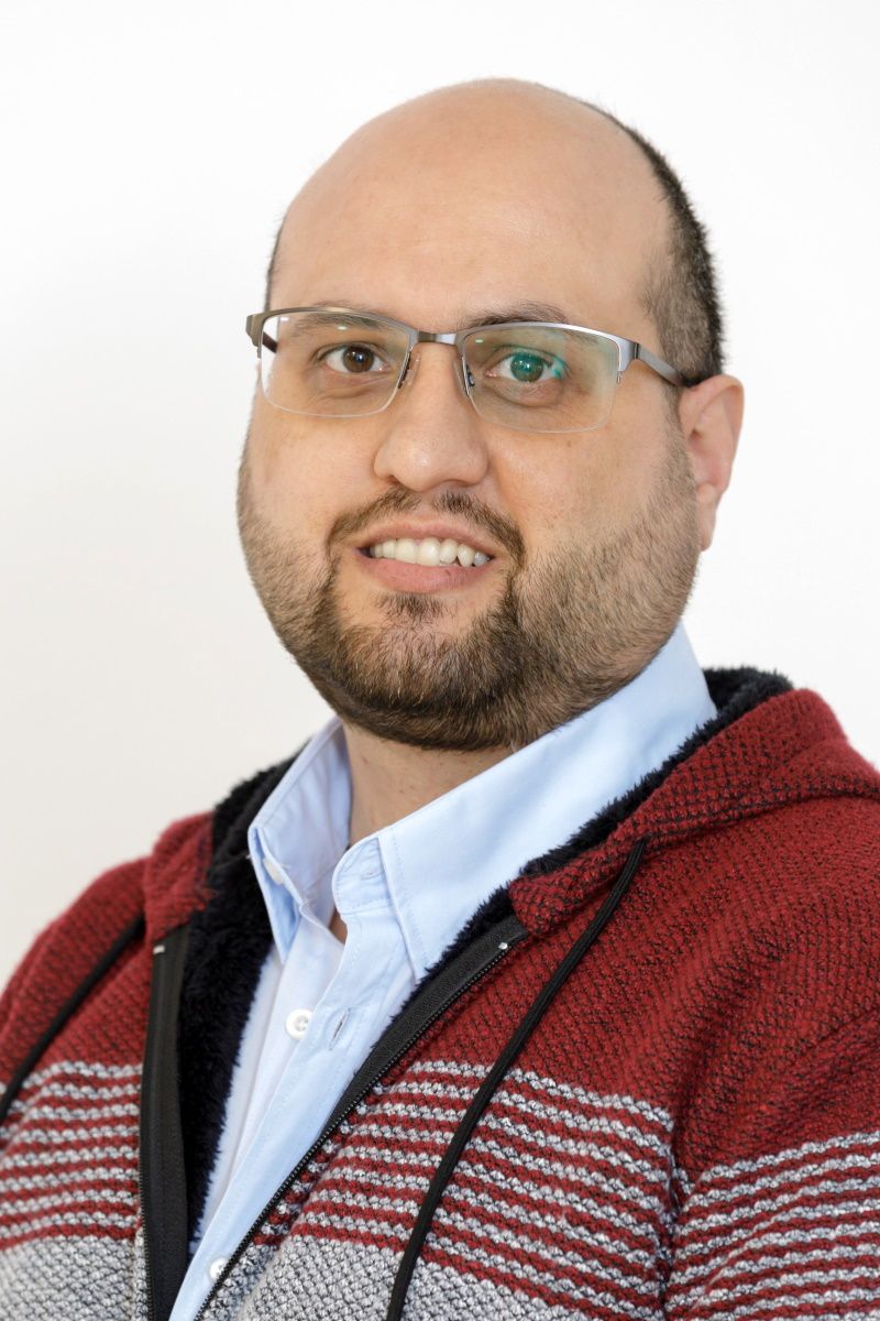 Porträt - Sirreah, Bassel