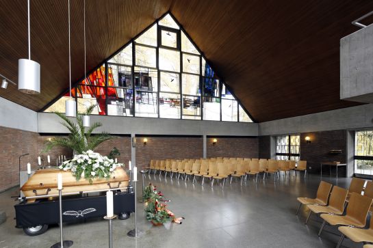 Fotografie: Trauerhalle am Dreifaltigkeitsberg (C) Bilddokumentation Stadt Regensburg