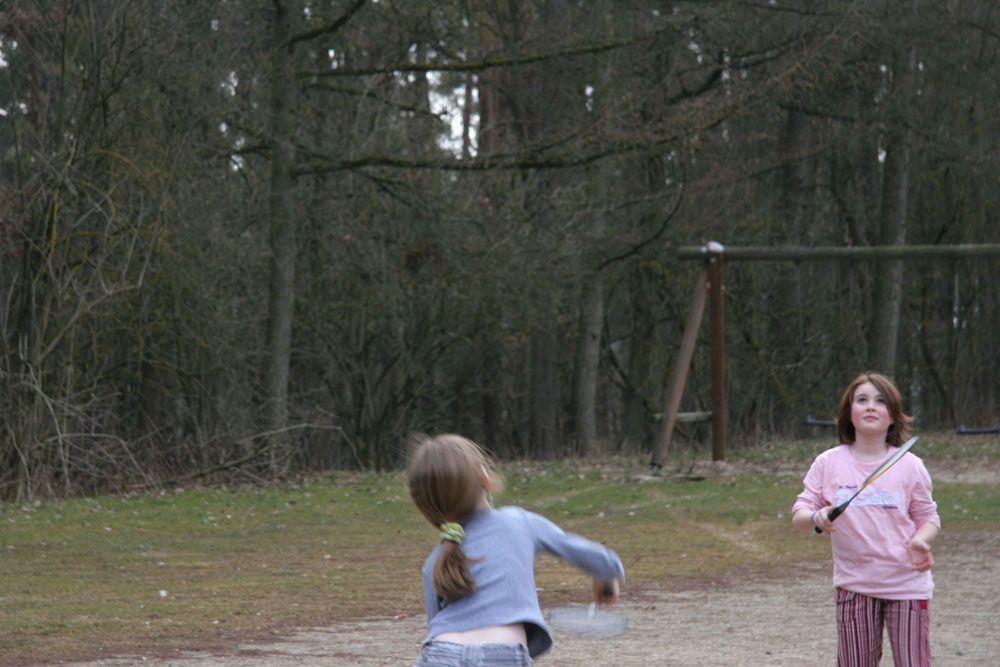Freizeitstätte Haslbach - Federballspielen