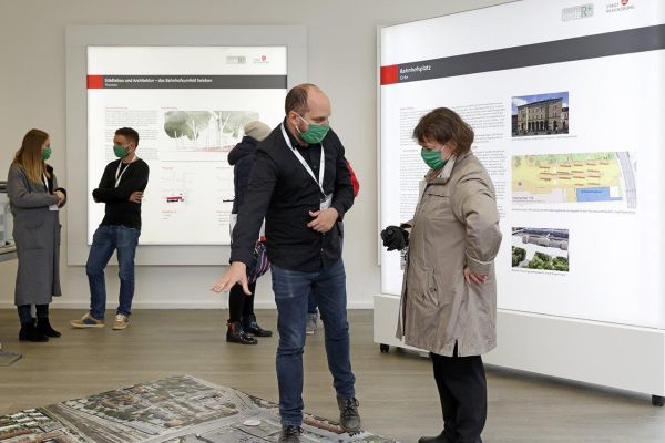 Blick ins Projektbüro