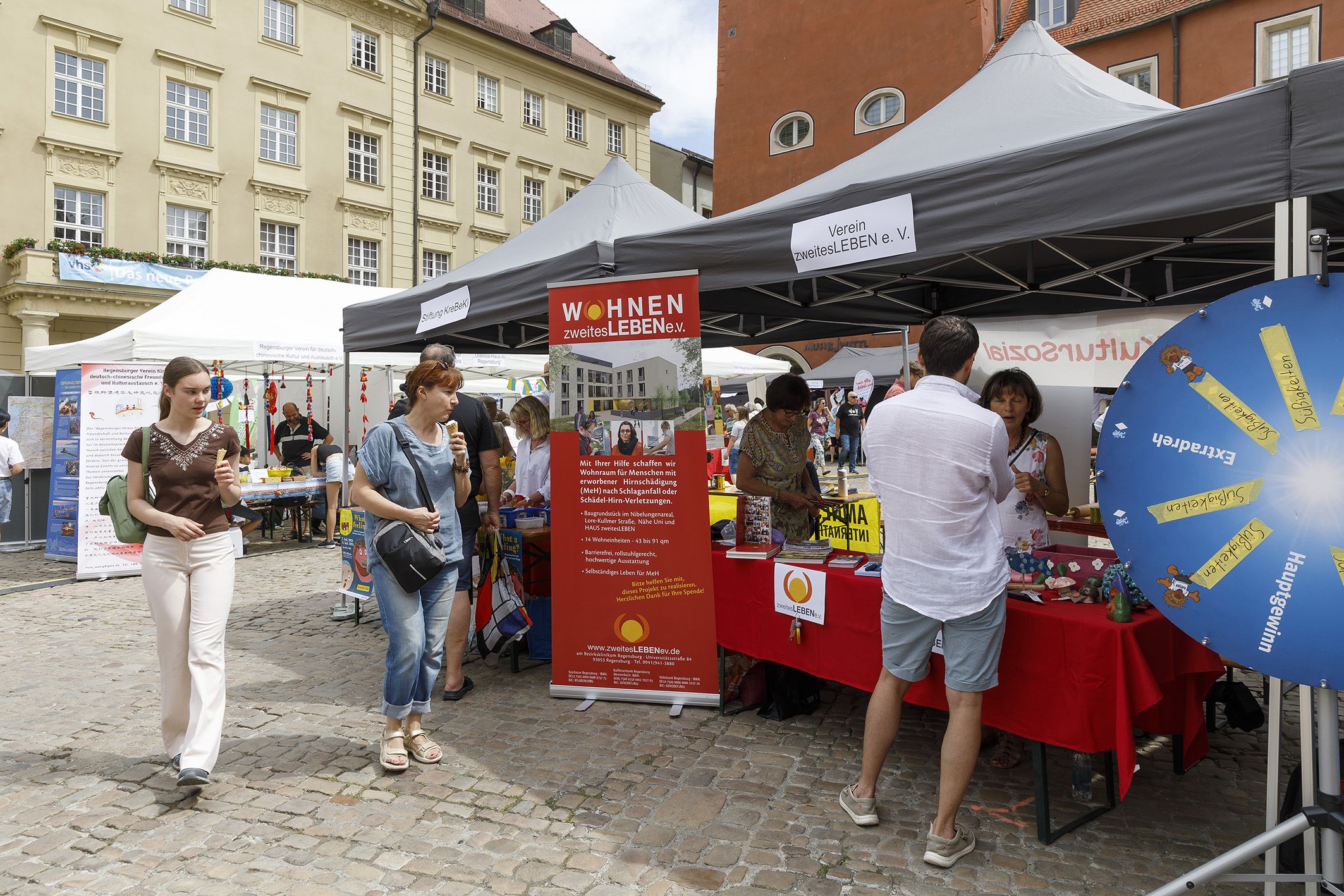 Fotografie: Stand des Vereins zweitesLEBEN e. V.