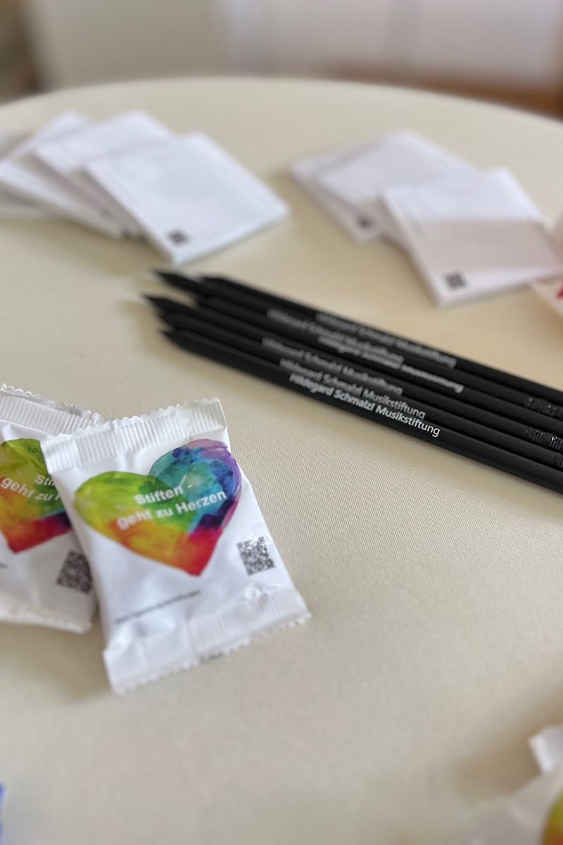 Fotografie -  Tisch mit Giveaways