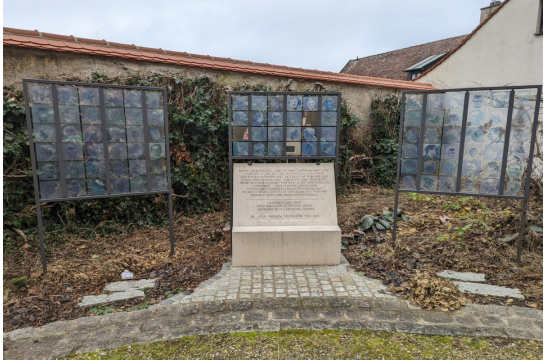 Fotografie - Denkmal T4 Opfer Karthaus Prüll Regensburg