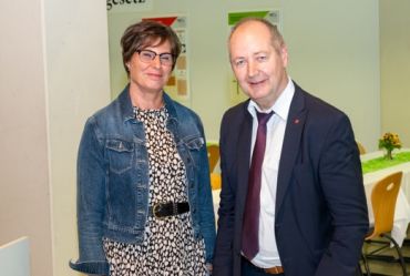 Personalratsvorsitzende OStRin Ulrike Feldmeier und OStD Josef Schmidbauer